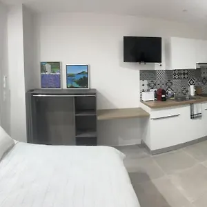 chopinstudio-balneo2pers.hotels-rhonealpes.com/