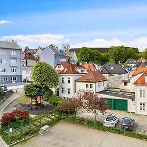  Appartement Behind Bryggen - Renovated - Budget Friendly